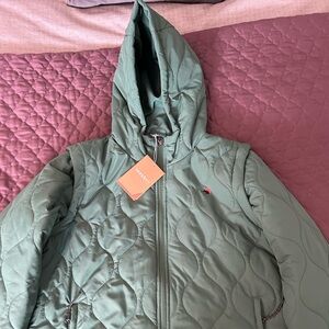 Wondery Outdoors Andi Puffer Convertible Jacket/Vest. Sagebrush Green. Small.NWT